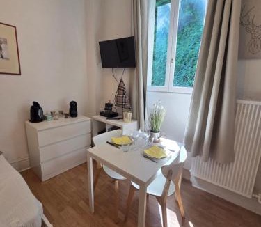 Uriage-les-Bains Apartment | studio de charme à uriage les bains