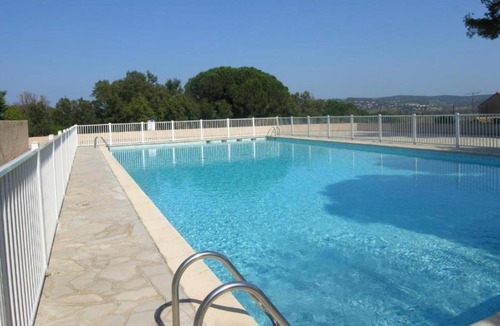 Cogolin Apartment | Studio de vacances dans résidence avec piscine