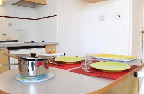 La Rochelle Apartment | Studio for 2 near beach and port La Rochelle