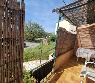 Les Restanques Bed & Breakfast | Studio