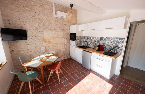 Saint-Porchaire House | Studio
