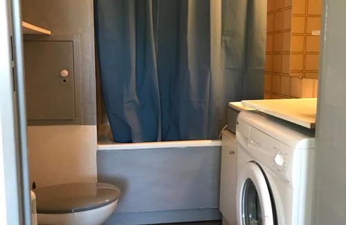 Greoux-les-Bains Apartment | Studio Garriguette, parking gratuit, ascenseur, 2 personnes, lit 2 places