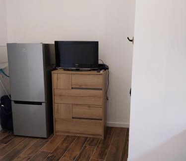 Aubagne Apartment | Studio hypercentre, refait à neuf