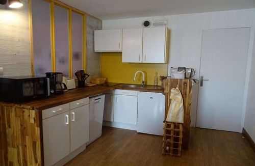 Plougasnou Apartment | Studio in Plougasnou with Sea View and Beaches