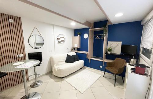 Loire-sur-Rhone House | Studio indépendant au calme avec terrasse privative