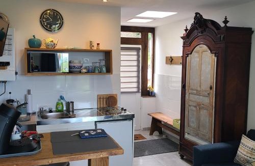 Saint-Pardoux-Corbier Apartment | Studio L'audrerie.