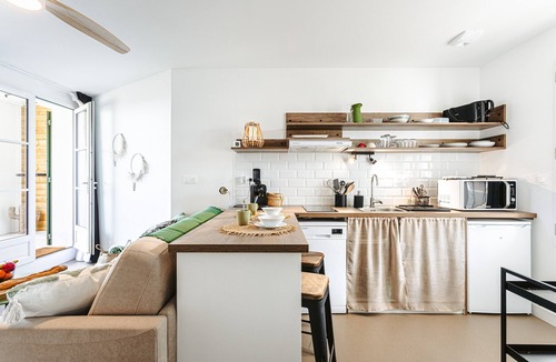 Rivedoux-Plage Apartment | Studio La Terrasse with Sea View, Private Terrace, and Wi-Fi