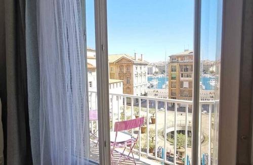 2nd Arrondissement Apartment | Studio Lacydon Panier
