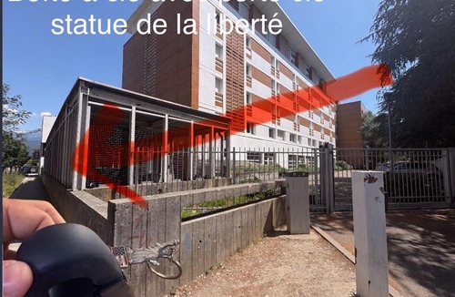 Quartier Exposition-Bajatiere Apartment | Studio lumineux et climatisé avec parking gratuit - Tramway devant la résidence - appartement 114