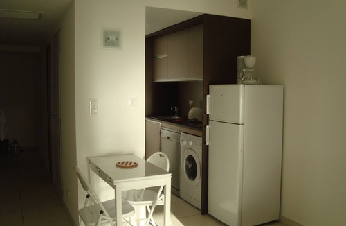 Casaglione Apartment | Studio N°4 in Tiuccia, waterfront, air-conditioned, wifi