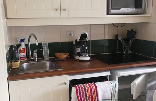 Argentat Apartment | Studio near the Dordogne river, close to all amenities. Pastoral setting,