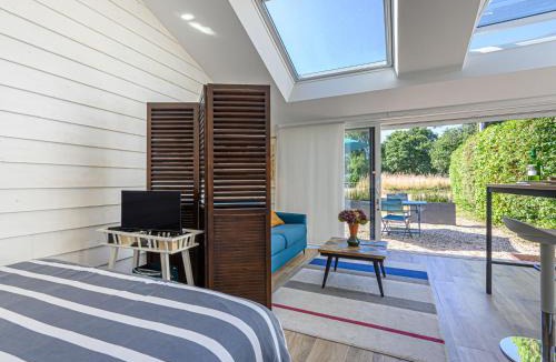 Plougoumelen Apartment | Studio Neizh Bihan by Interhome