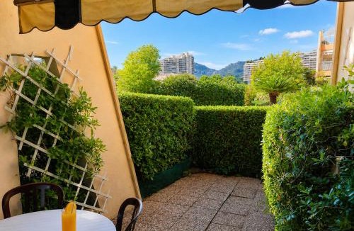 Mandelieu-La-Napoule Apartment | Studio NEUF - Cannes Marina - Terrasse & Piscine