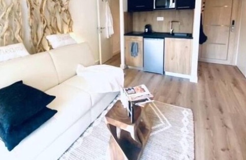 Cala Rossa Apartment | Studio Neuf, Calme, Dans un Hameau Verdoyant, à 2 Minutes des Eaux Cristallines