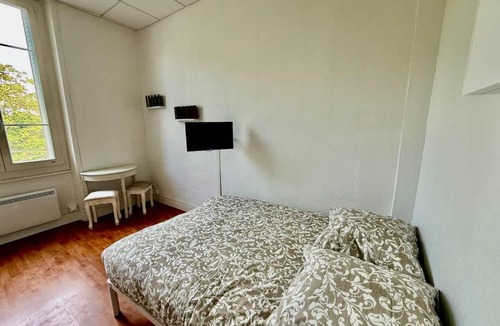 Chatel-Guyon Apartment | Studio plein centre et parking