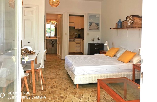 Mandelieu-La-Napoule Apartment | Studio Pool view #1