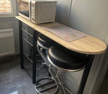 La Cabucelle Apartment | Studio Premier Etage pour voyageurs