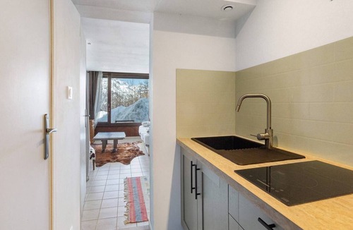 Puy-Saint-Vincent Apartment | Studio 'Prey Sabeyran' with Mountain View, Shared Terrace and Garden
