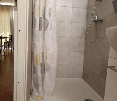 Valensole Apartment | Studio privé - maison de village