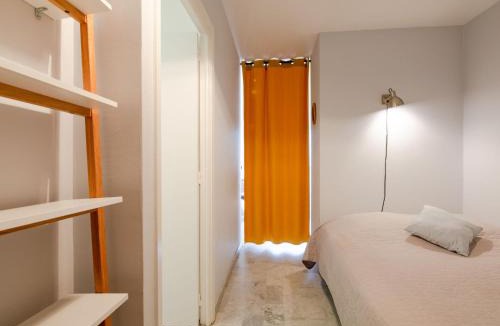 Sainte-Maxime City Centre Apartment | Studio Résidence Azur-3 by Interhome
