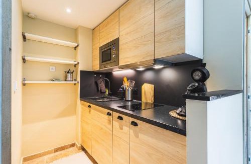 Hyeres City Centre Apartment | Studio Tom & Cé - Climatisé au centre-ville