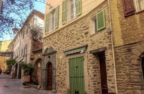 Bormes-Les-Mimosas Apartment | Studio Village de Bormes les Mimosas-2