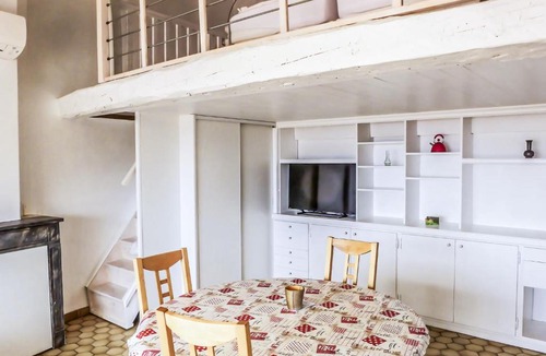 Bormes-Les-Mimosas Apartment | Studio Village de Bormes les Mimosas-2