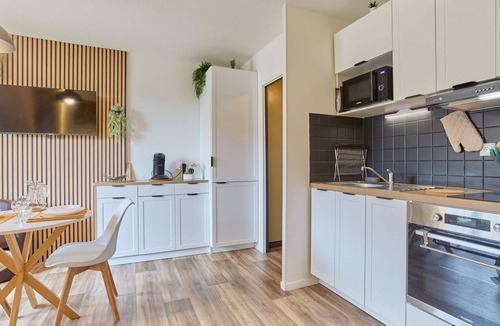 Barbotan-les-Thermes Apartment | Studio with balcony, parking, pets welcome - 2 guests