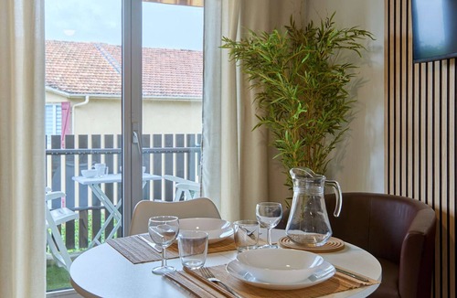Barbotan-les-Thermes Apartment | Studio with balcony, parking, pets welcome - 2 guests