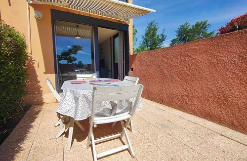 Les Arenes Apartment | Studio with pool and parking - 4 guests