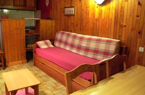 Lanslevillard Apartment | Studio with loft - Sleeps 3