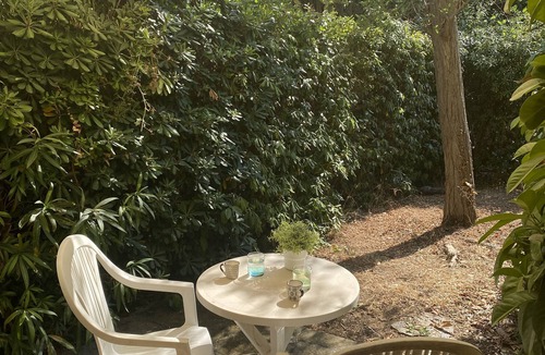 Sausset-les-Pins Apartment | Studio with parking space and garden