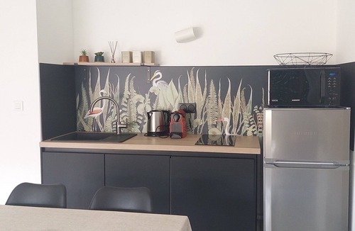 Cannes La Bocca Apartment | Studio with parking in secure residence 50m from the sea and beaches