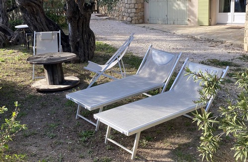 Sanary-sur-Mer Apartment | Studio with private garden in Sanary