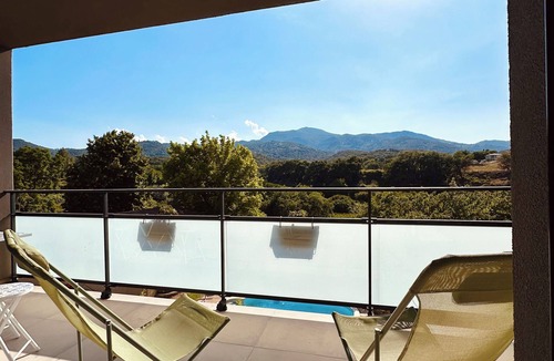 Querciolo Apartment | Studio with separate bedroom. Quiet and close to the sea