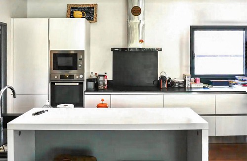 Cazaux House | Stunning home in La Teste-de-Buch with kitchen