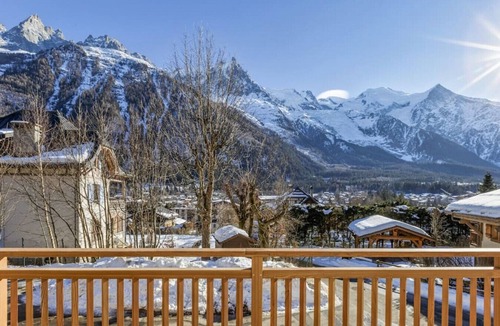 Chamonix City Centre Apartment | Sublime 8pax 100m2 | MtBlancView |Central |Parking