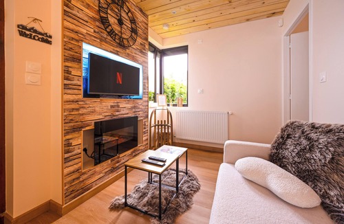 Saint-Chamond Apartment | SUITE CHALET K