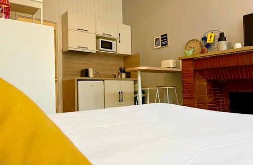 Hincmar Apartment | Suite Clovis - 1