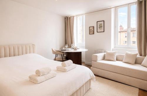 Annonay Apartment | Suite Montgolfier - centre historique