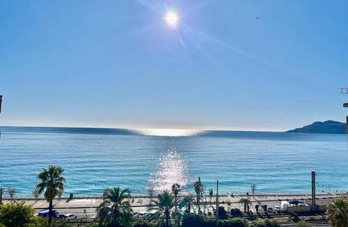 Cannes La Bocca Apartment | Sun and Sea