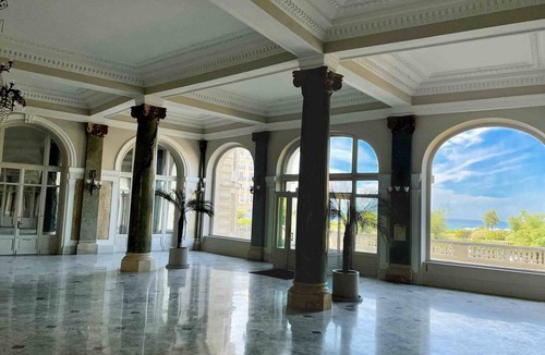 Biarritz Apartment | SUN KEYWEEK Duplex Breathtaking view of the Ocean and Palace Gardens