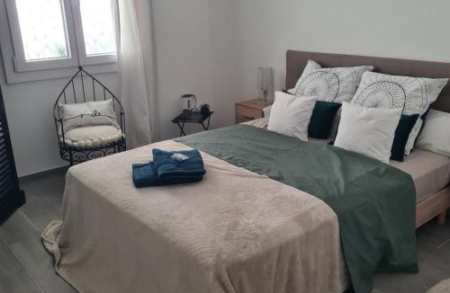 Pierrefeu-du-Var Bed & Breakfast | Sunny house