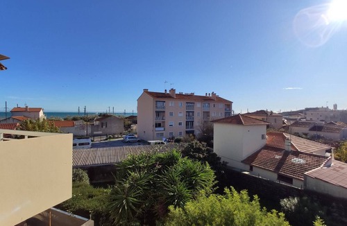 Plaine de la Brague Apartment | Sunny Studio with Terrace & Parking, 250m from Beach in Antibes