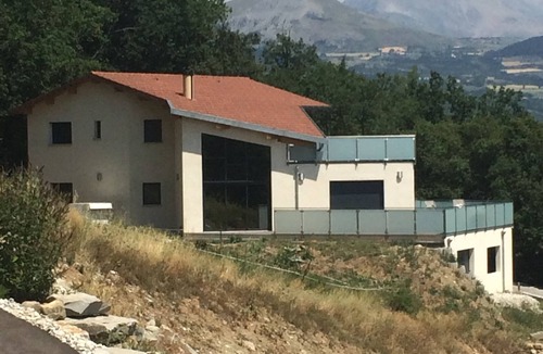 Gap House | Superb south-facing architect-designed villa 230m2