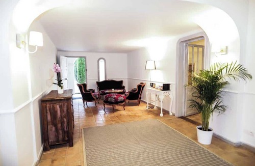 Paluds de Noves Bed & Breakfast | Superb suite in a villa with private pool