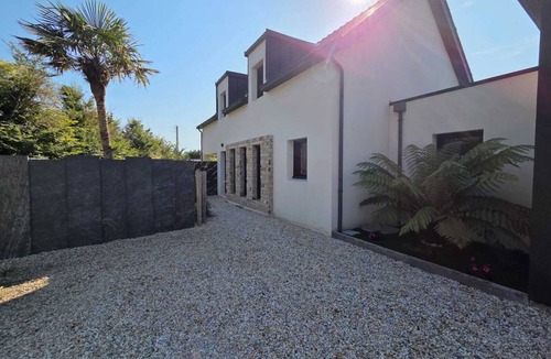 Plobannalec-Lesconil Villa | Superb villa with pool 100m from the beach