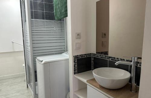 Saint-Sulpice Apartment | Superbe appartement au calme en cœur de village