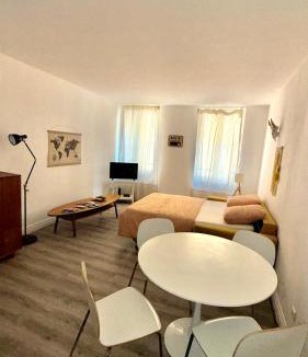 Les Grands Carmes Apartment | SUPERBE studio centre historique du Panier