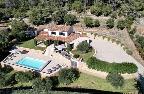 Entrecasteaux Villa | Swimming pool heated between 28° and 30° all season long